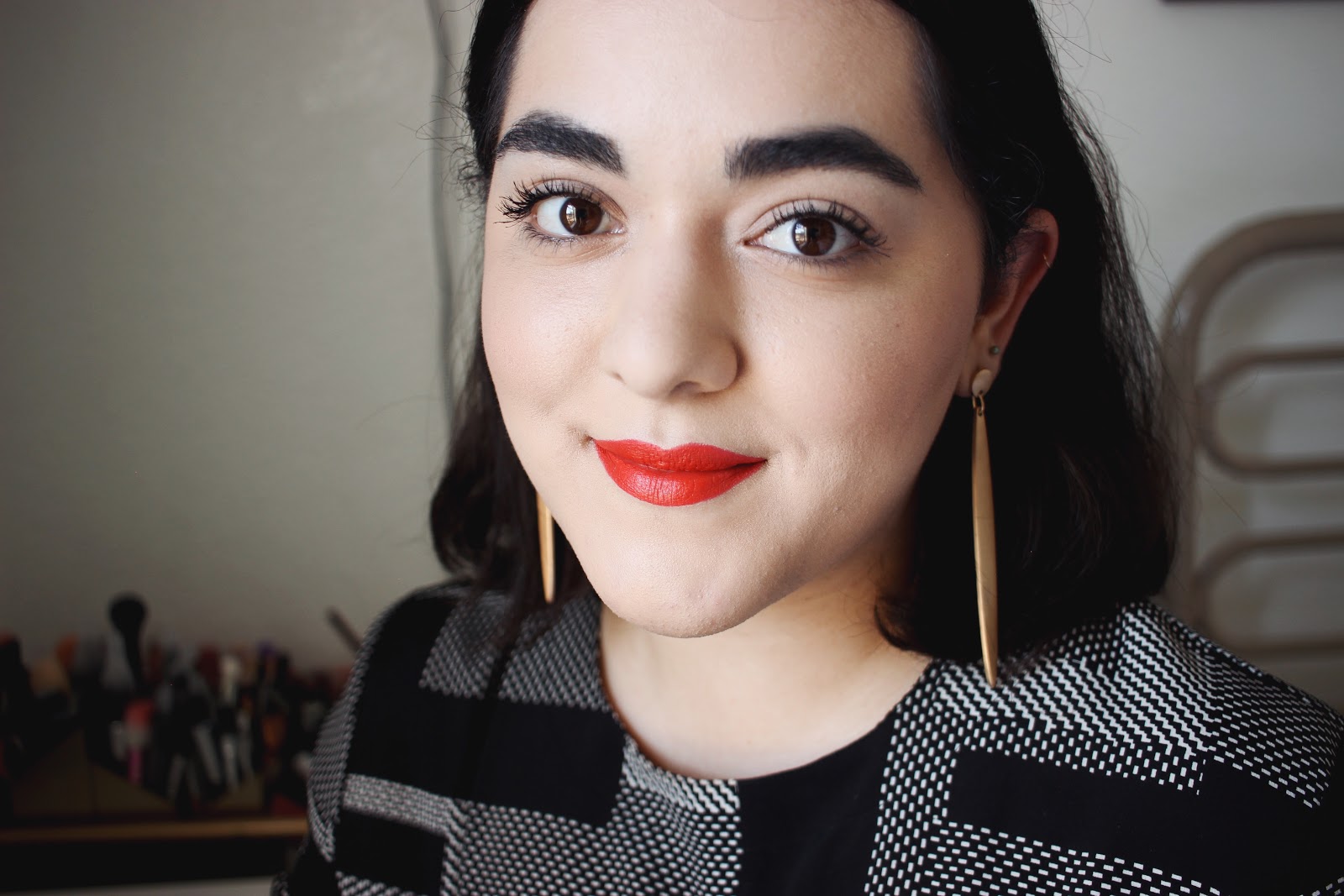 3 Ways to Wear Red Lipstick Laura Neuzeth