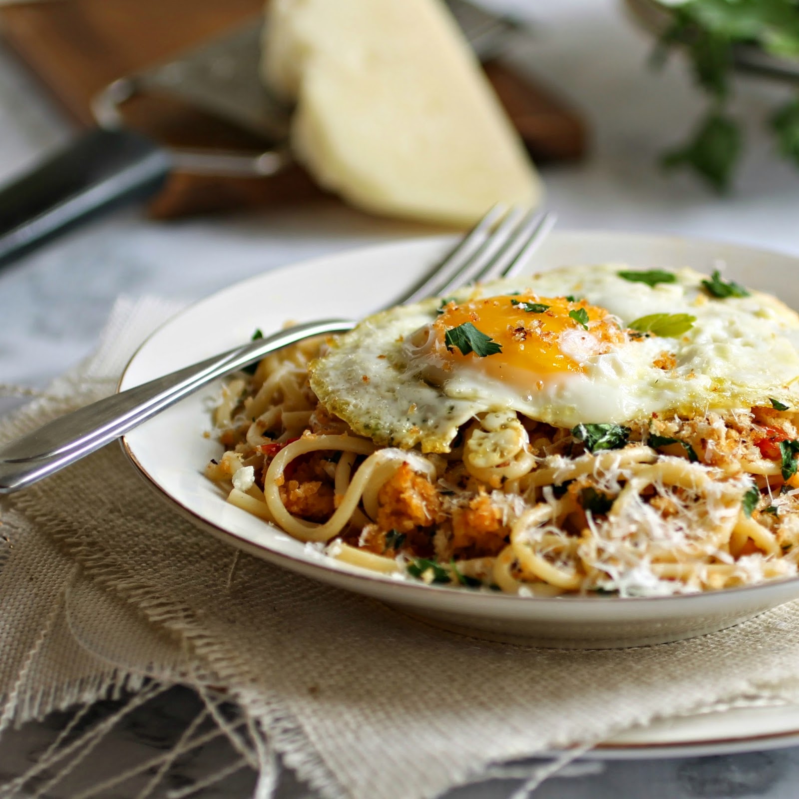 Spaghetti with Garlic Herb Breadcrumbs (Pangrattato)