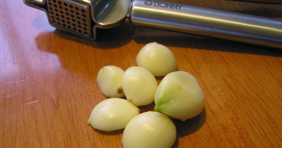 A Life Unprocessed Garlic Honey, An Effective Cold Remedy