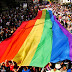PREFEITO DE BLUMENAU VETA PROJETO QUE CRIA PARADA LGBT LOCAL.