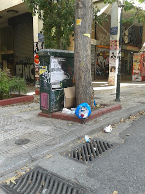 "Καθαριότητα" στα Εξάρχεια