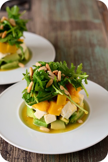 Tomaten Mozarella Salat Mit Pumpernickel Kroutons — Rezepte Suchen