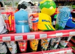 Merchandise FIFA Cup 2014 Mulai Diburu Warga