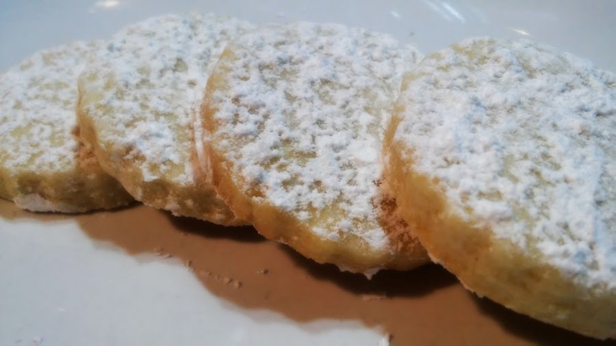 Galletas de mantequilla con azúcar glass