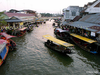 MERCADO FLOTANTE DE AMPHAWA. TAILANDIA