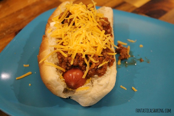 A&W Chili Dogs Copycat #recipe #copycat #hotdogs #chilidogs #maindish