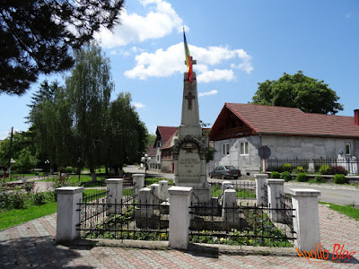 Monumentul Eroilor Rusii Munti