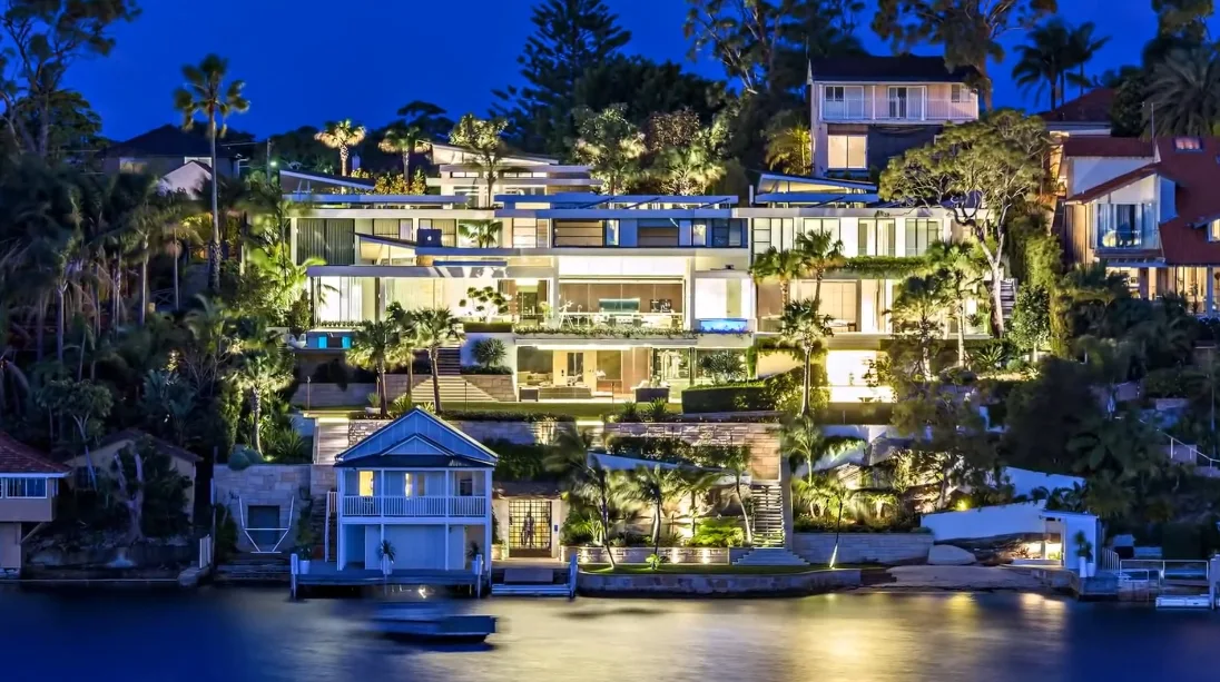 32 Interior Design Photos vs. Nautilus Residence Sydney Luxury Home Tour 