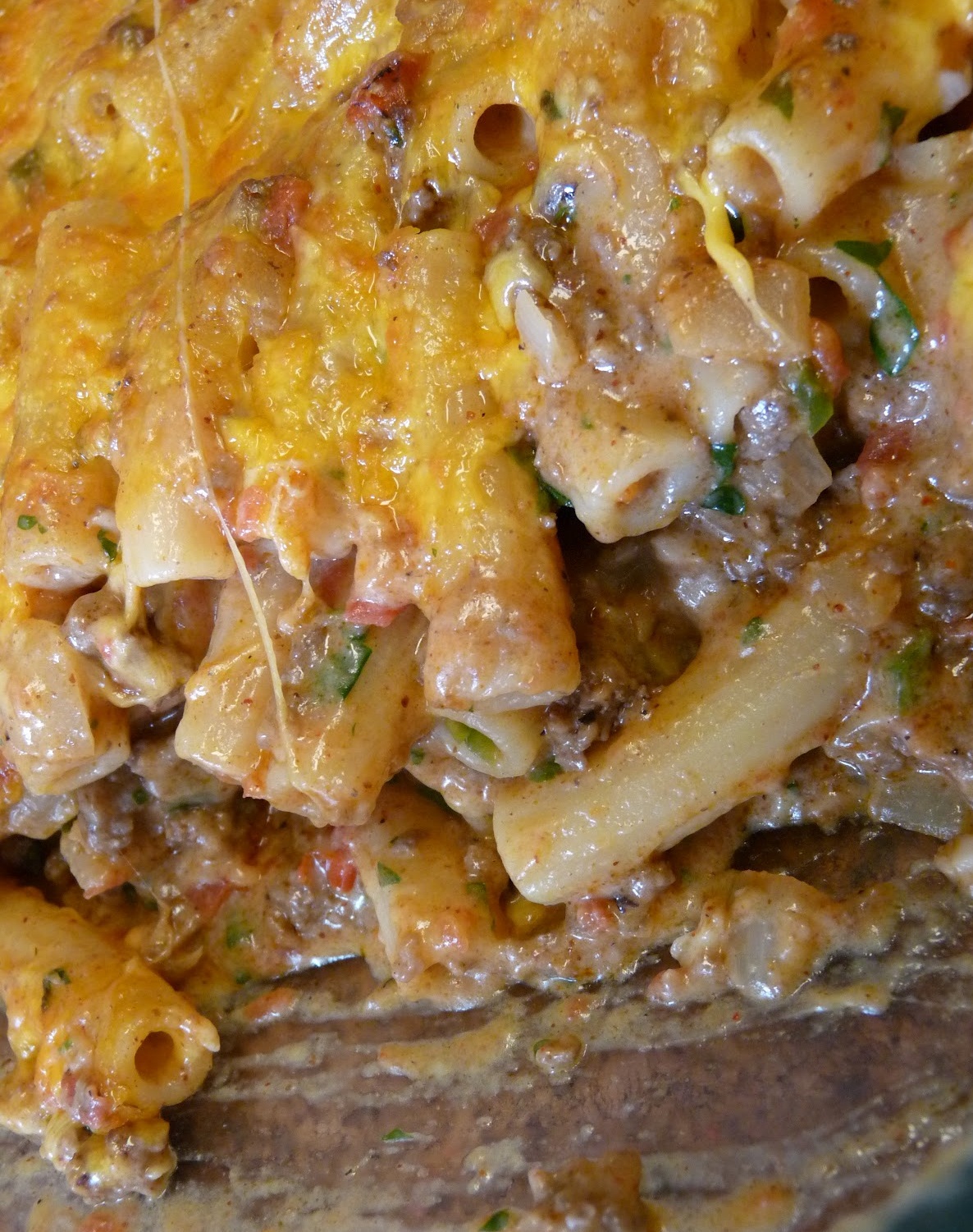 FOOD AND COOK Rachael Ray's Southwestern Chili Con Queso Pasta Bake