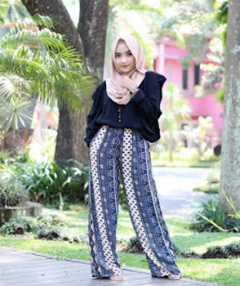 Celana Kulot Muslim Modern Batik Contoh Padu Padan Celana Kulot Muslimah Yang Direkomendasikan Oleh Desainer