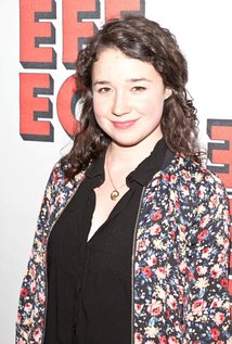 Sarah Steele