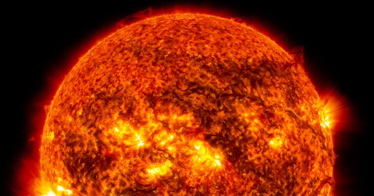 Комета арт. Плутон new horizons фото. Солнце в космосе. Что такое сол в космосе. Ореол солнца.