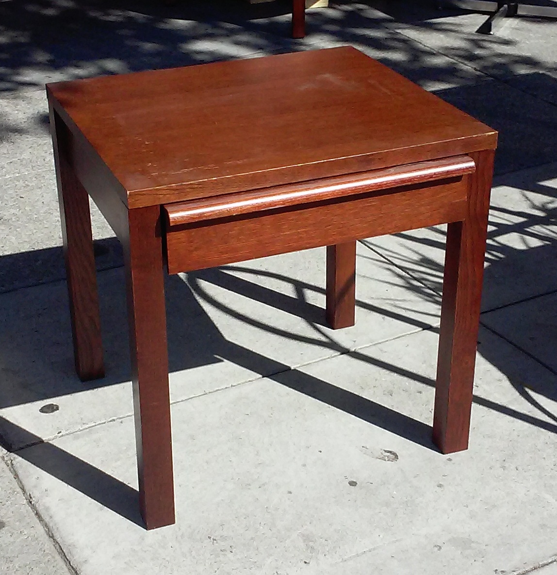 UHURU FURNITURE & COLLECTIBLES SOLD Ty Pennington Style Designer End