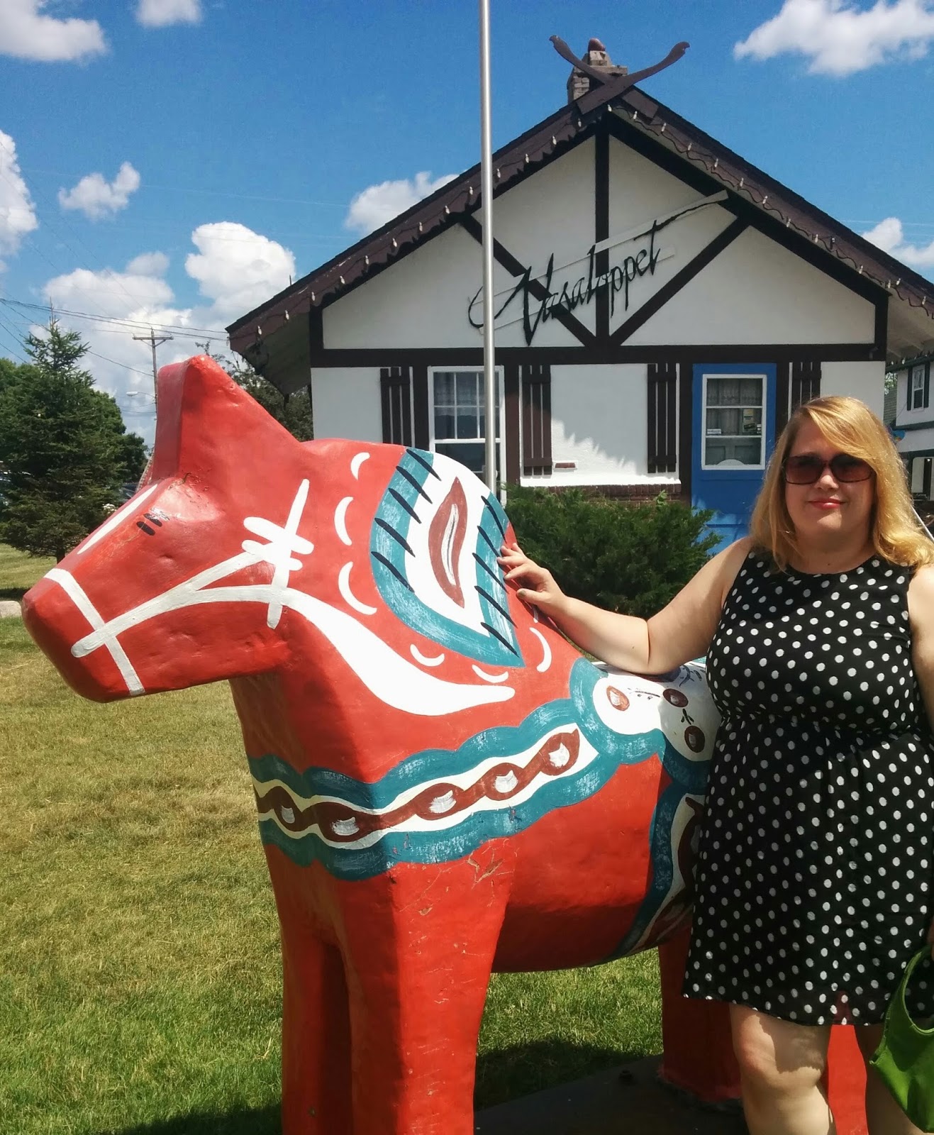 Bittersweet Lane Awesome List 59 Visit the Dala Horse in Mora, Minnesota