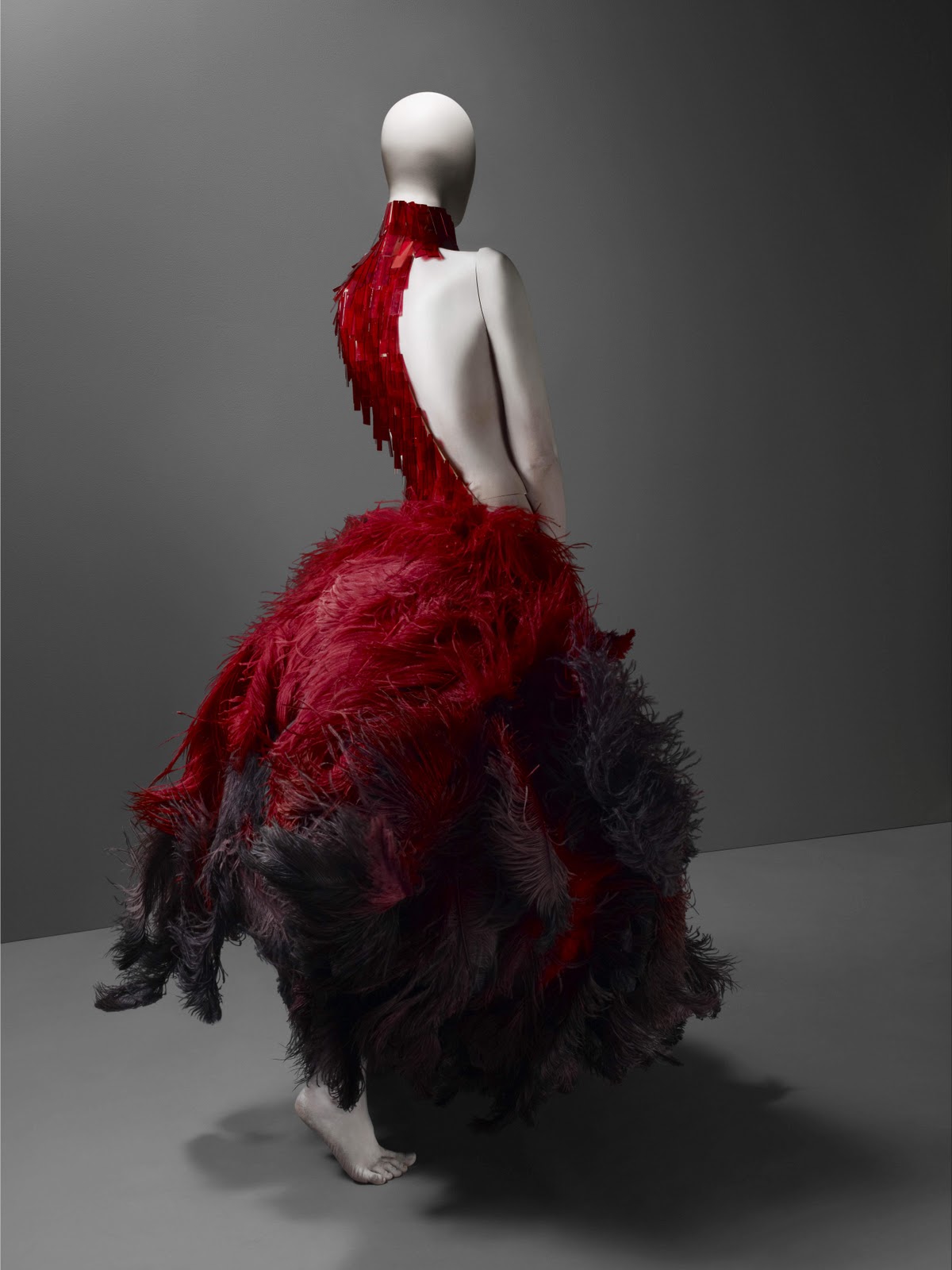 What's up! trouvaillesdujour: Alexander McQueen: Savage Beauty