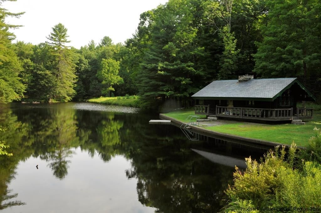 Sweet House Dreams Quiet Please Farm, 1970 Farm in Kerhonkson, New York