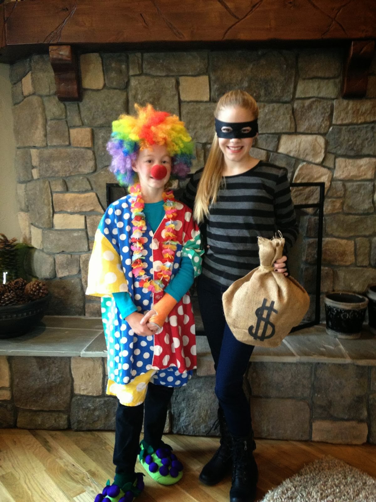 Jojo's News.2 HAPPY HALLOWEEN IN TULARE CALIFORNIA TODAY!