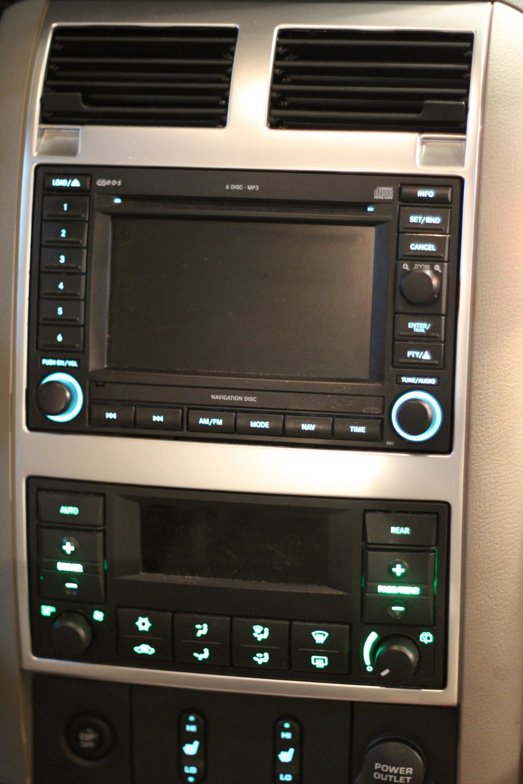 Dodge Durango Chrysler Aspen OEM Heater AC Temperature Climate Control