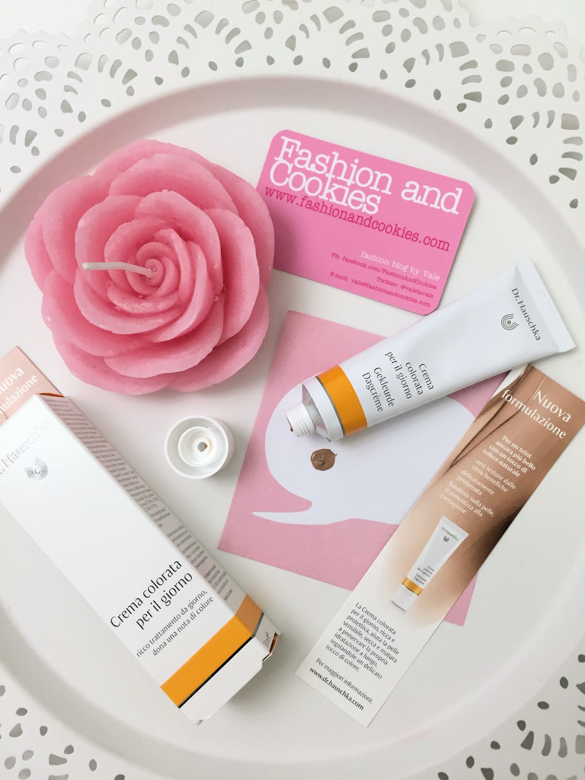 Dr. Hauschka tinted day cream new formula, crema colorata per il giorno, review on Fashion and Cookies beauty blog, beauty blogger