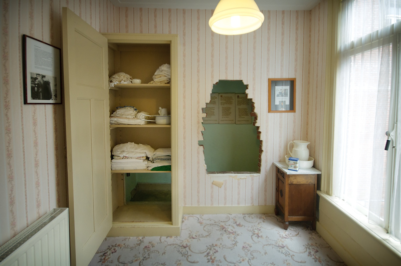 The Kandt Khronicles Reading "The Hiding Place"