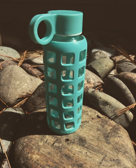 glass water bottles