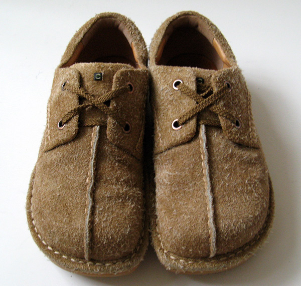 EARTH BROWN SUEDE LEATHER WALKING SHOES WOMENS SIZE 6.5