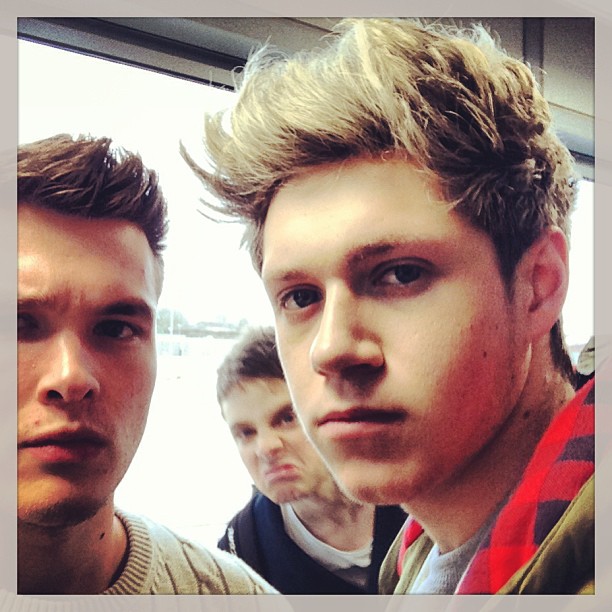 One Direction Niall with the band (15.3.2013.)