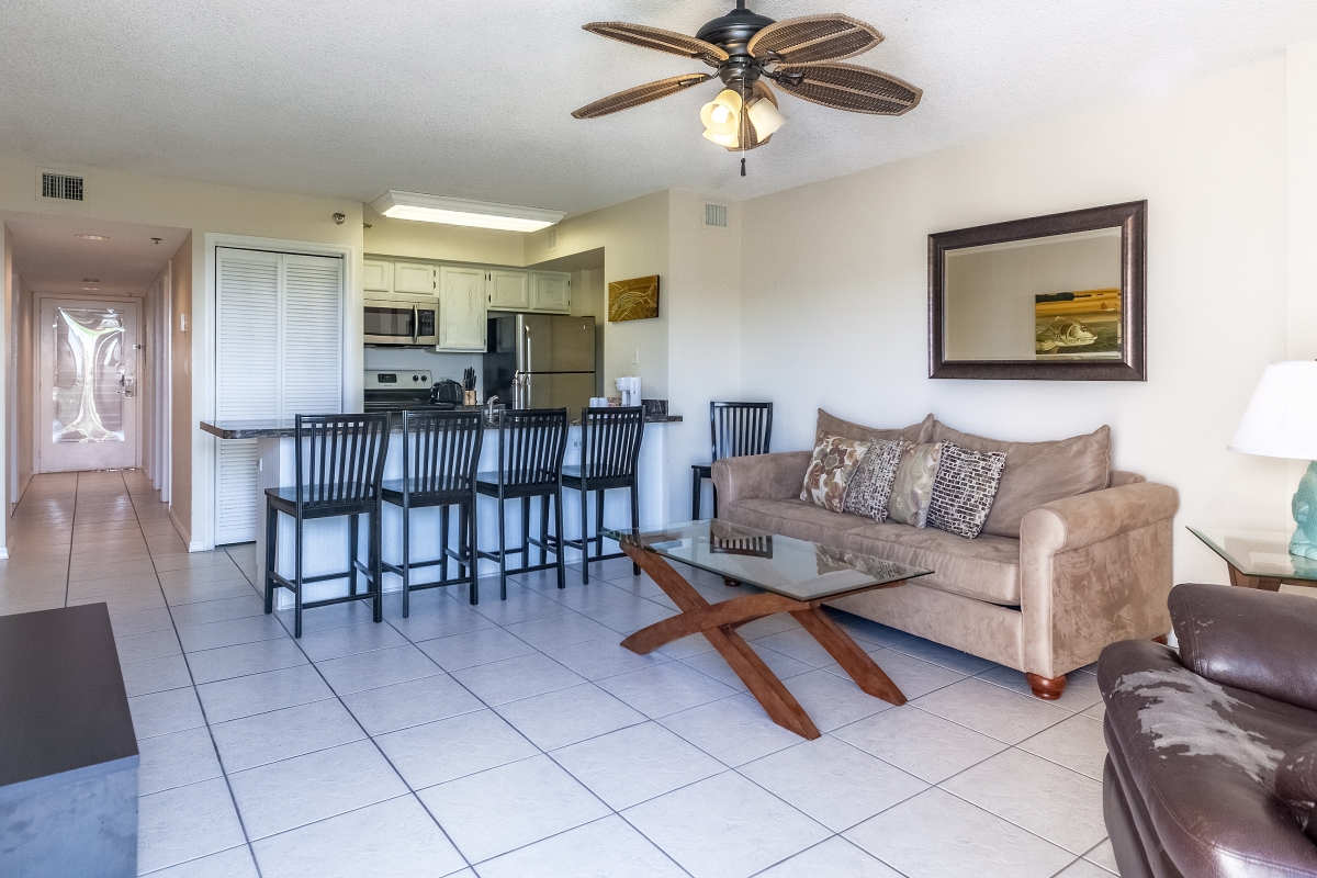 Producing Vacation Rental 2205 at Ocean Pointe