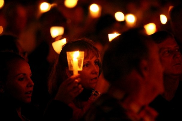 The perfect worship songs for christmas eve Christmas Eve: christmas eve candles