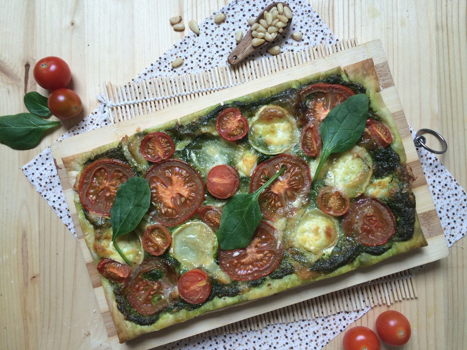 Pizza con pesto y queso de cabra. El Asaltablogs