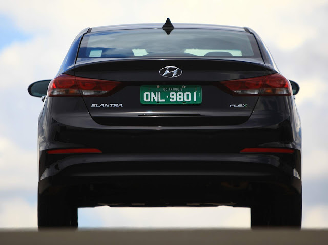 Novo Hyundai Elantra 2017