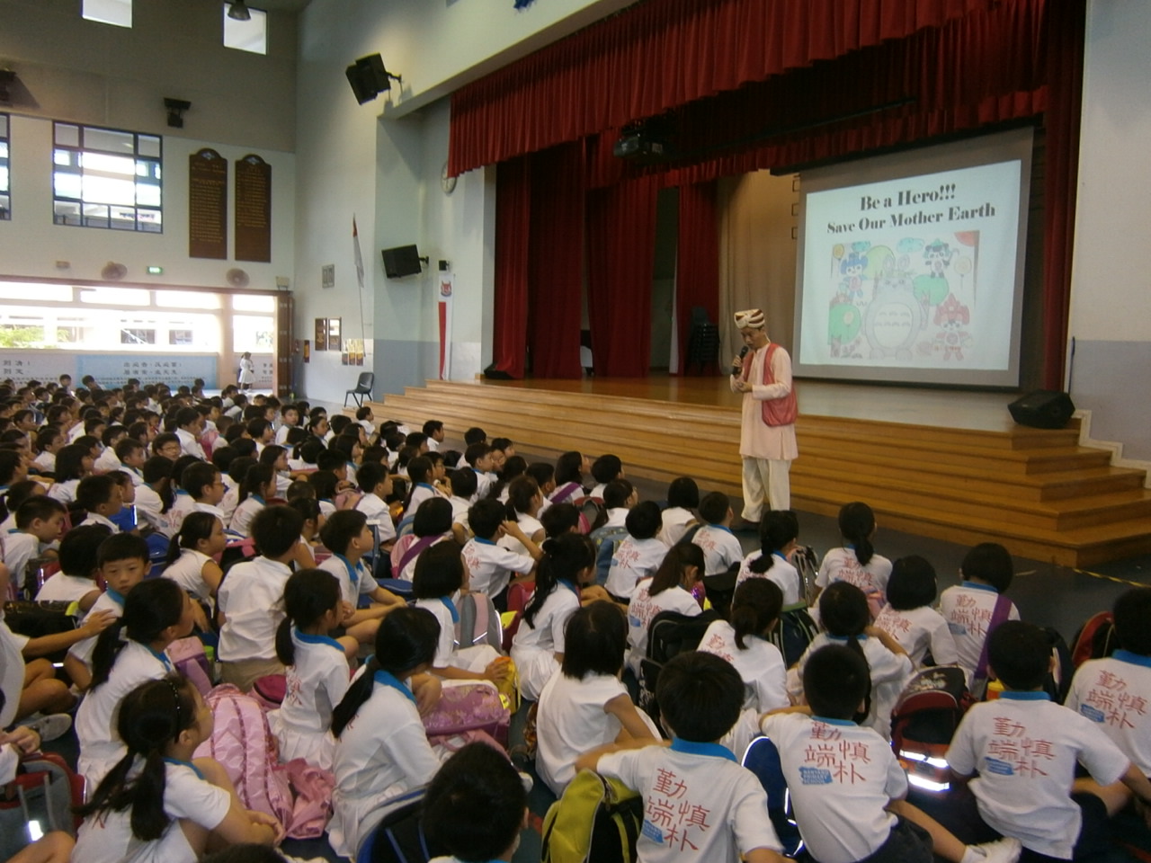 SOS Global warming: Assembly Talk & Booth @ Nanyang Primary School (23 Jul)