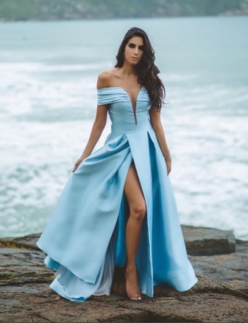 vestido longo azul claro