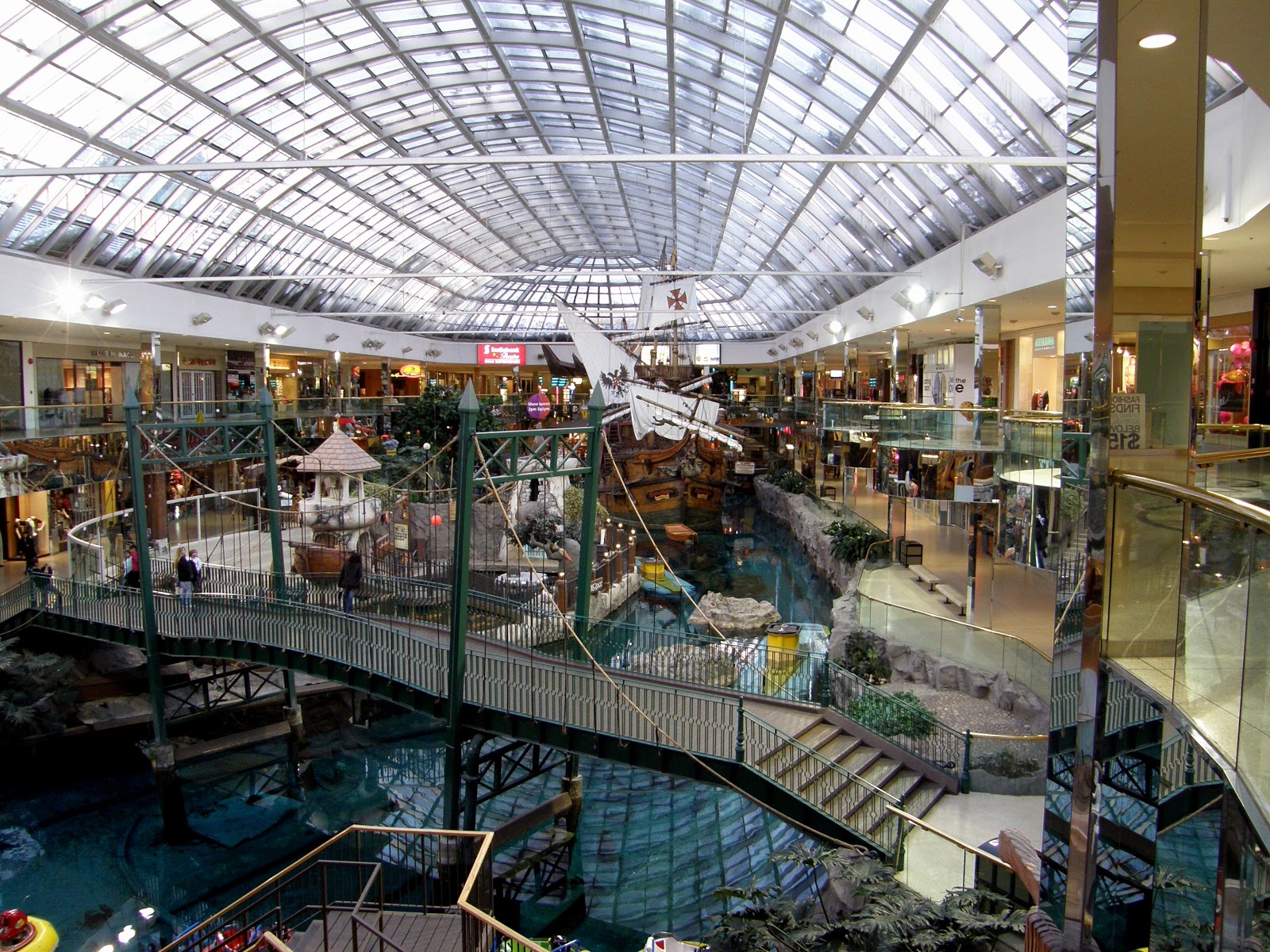 Sibu Pegasus Power: My Town Monday: West Edmonton Mall - Part IV