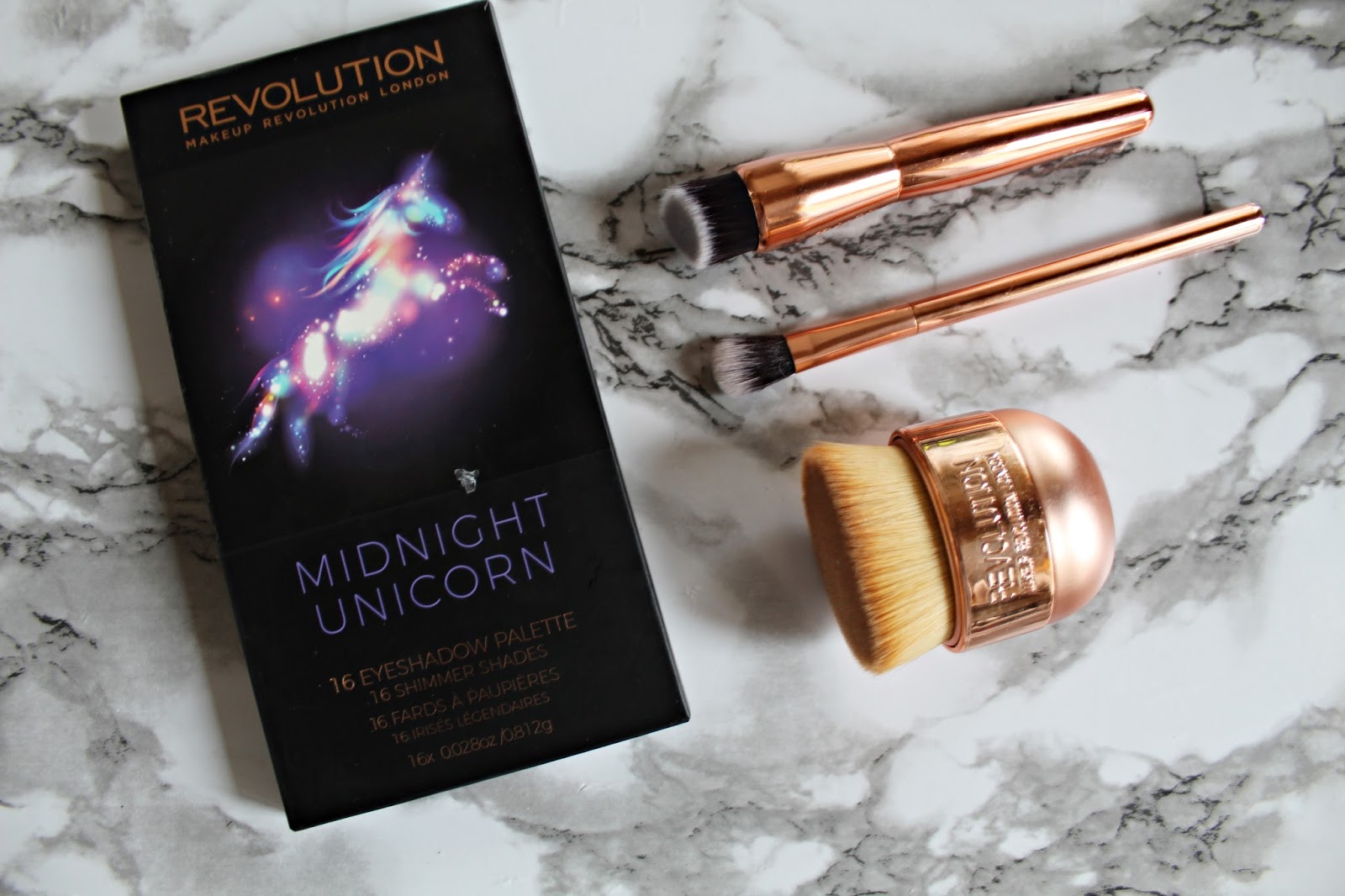 paleta cieni midnight unicorn makeup revolution