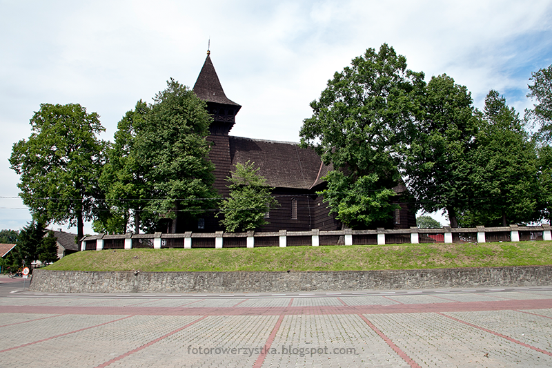 Skrzyszów, małopolska, pieszo, po Polsce, drewniane kościoły, kościół Św. Stanisława Biskupa i Męczennika