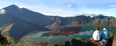 Plawangan Senaru Crater Rim 2641 meter Mount Rinjani