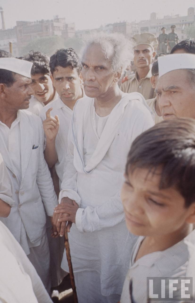 Jawaharlal Nehru Funeral Procession Photos | Rare & Old Vintage Photos of First Prime Minister of India Jawaharlal Nehru, India (May 28, 1964)