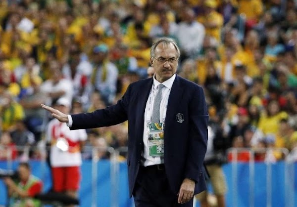 Oficial: Corea del Sur, destituido Stielike