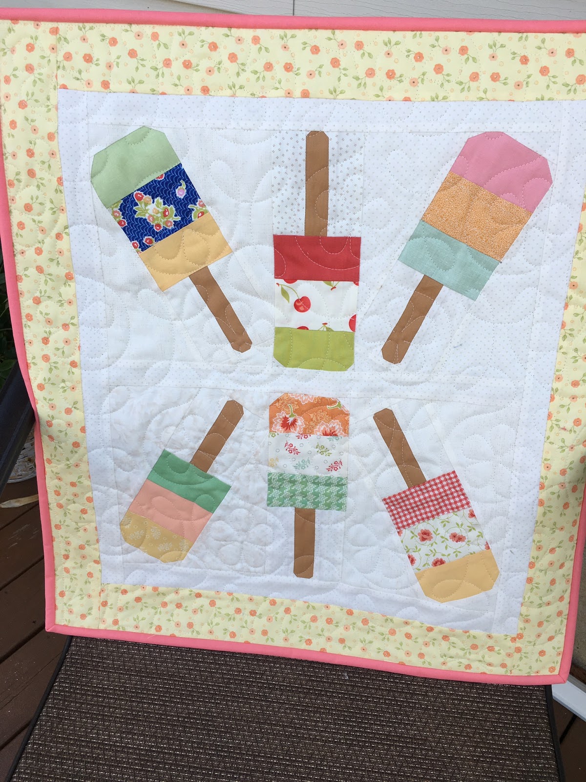 IslandLife Quilts Popsicles on Parade and a winner too!