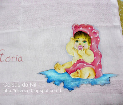 fralda de boca com pintura de bebe menina