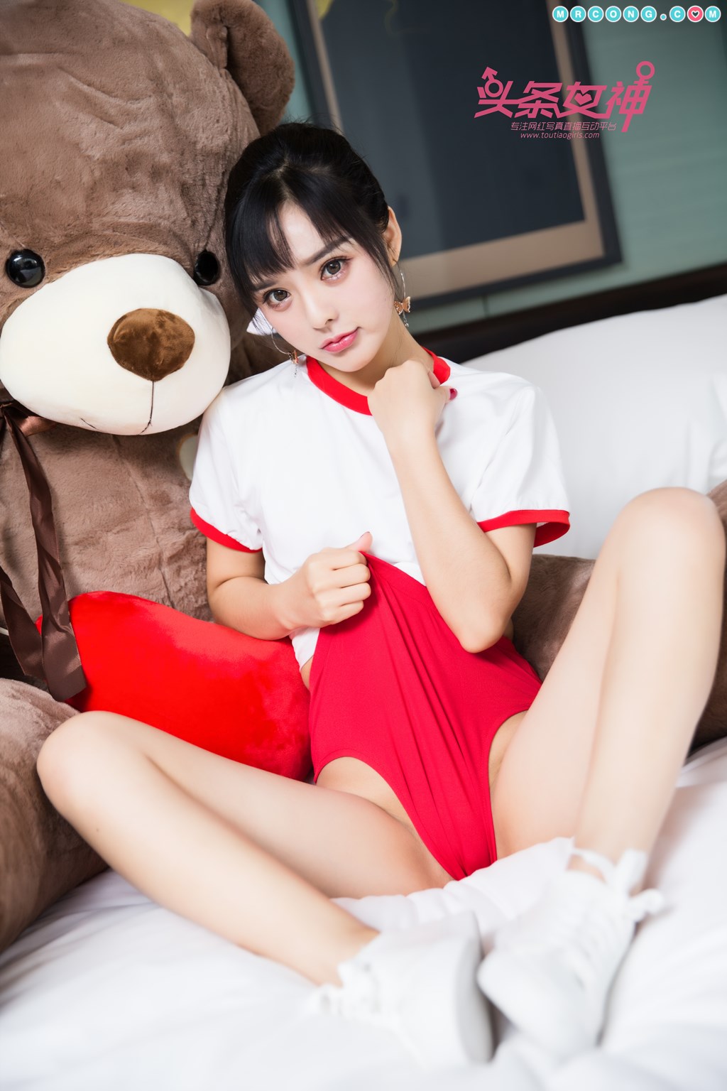 TouTiao 2017-11-04: Model Zhou Xi Yan (周 熙 妍) (11 photos) photo 1-6