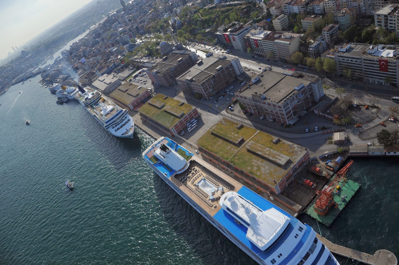 морпорт в стамбуле. гала порт стамбул. порт в стамбуле galataport. торговый центр galataport стамбул. новый порт стамбул.