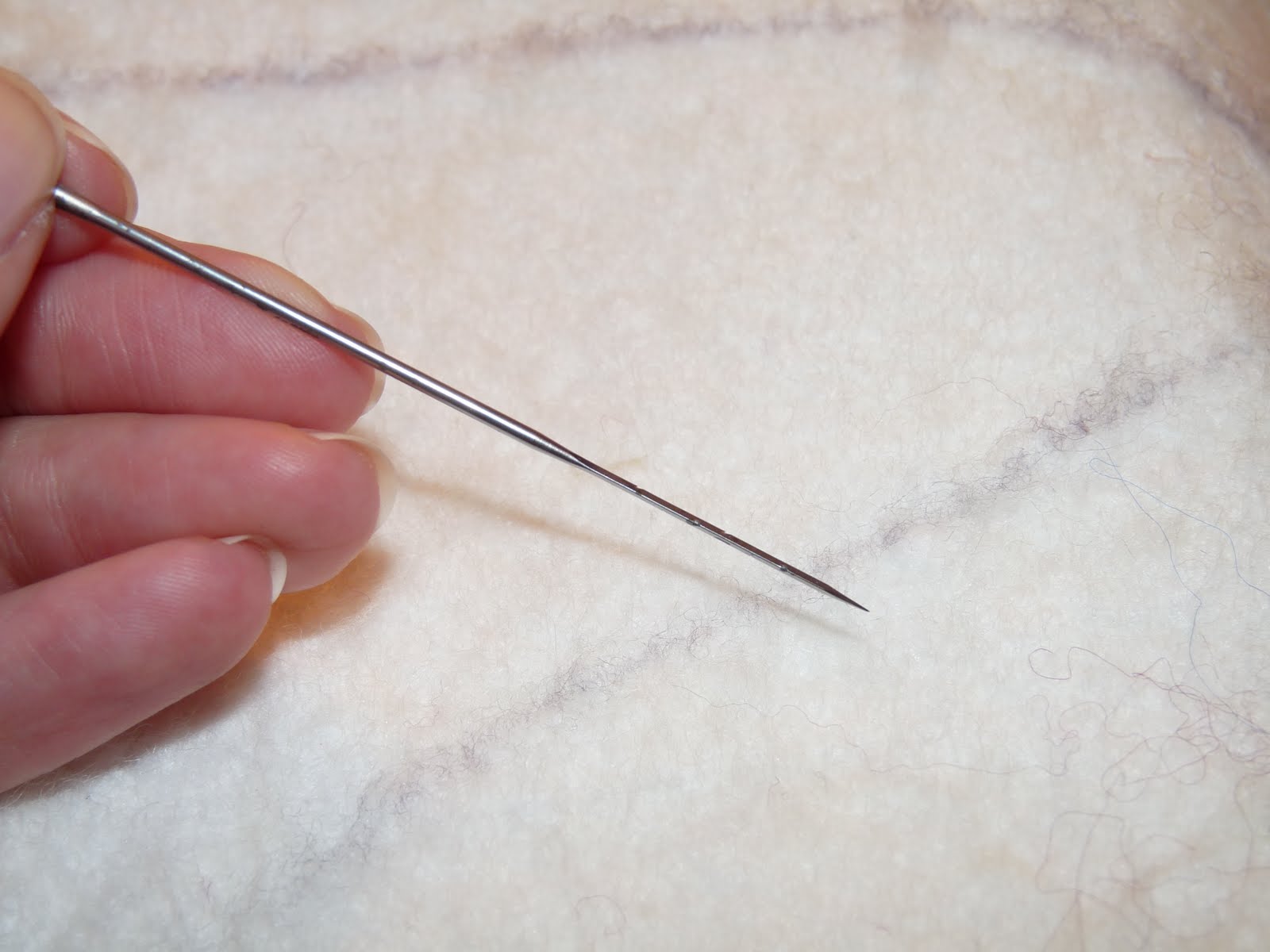 Needle felting barbed needle