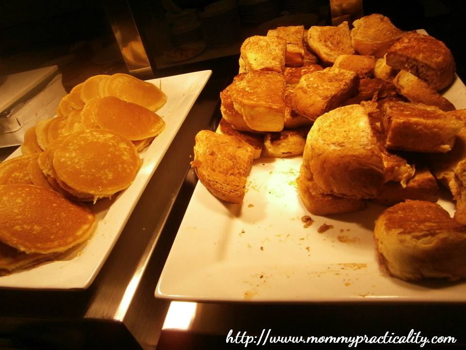Breakfast Buffet at Quest Hotel Cebu Puso Bistro & Bar Mommy