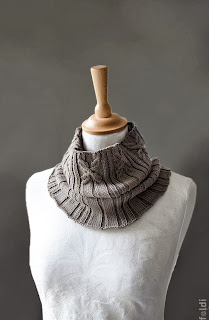 knitted merino wool cowl tube scarf cable passap