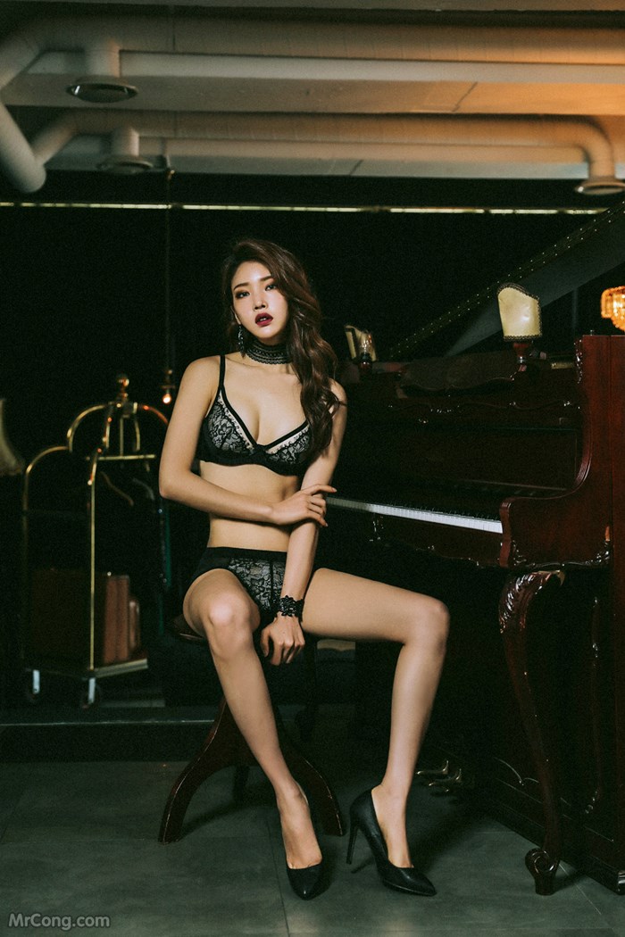 Beautiful Park Jung Yoon shows off sexy body in lingerie photos in May 2017 (119 pictures) photo 5-17