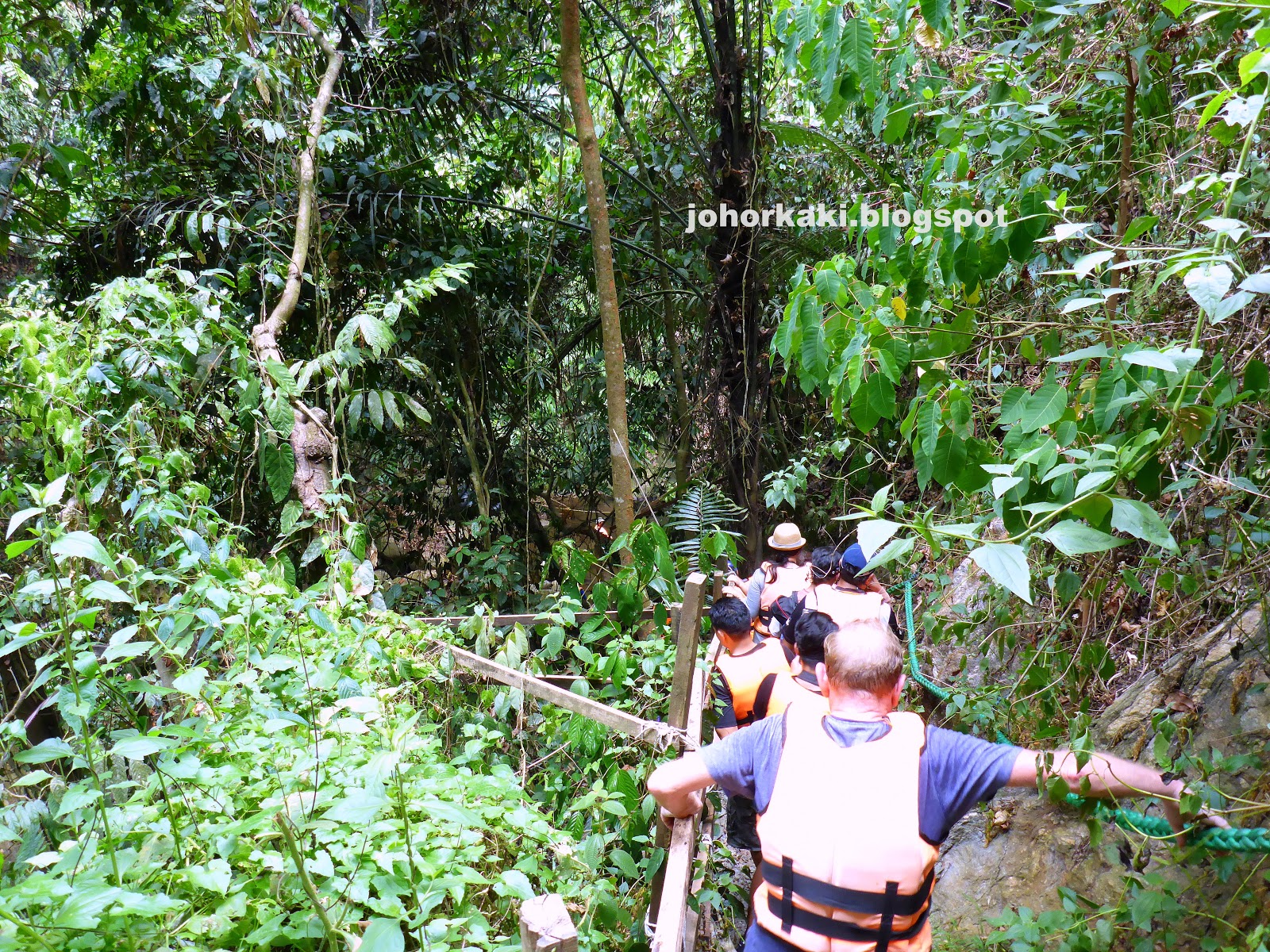 Tanah Aina Farrah Soraya Raub Pahang River Trekking Jk1475 Johor Kaki Travels For Food