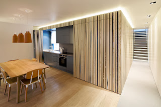 Marzua: Apartamento de colores neutros y materiales naturales, por K-Studio