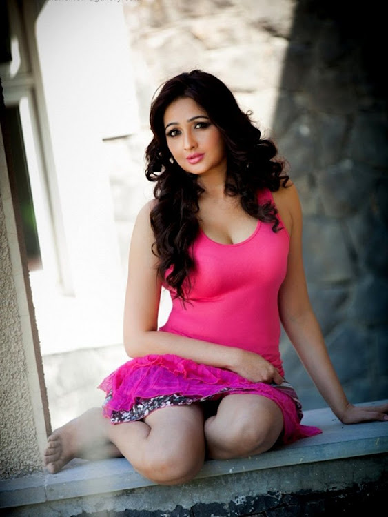 Aavaana Photoshoot stills